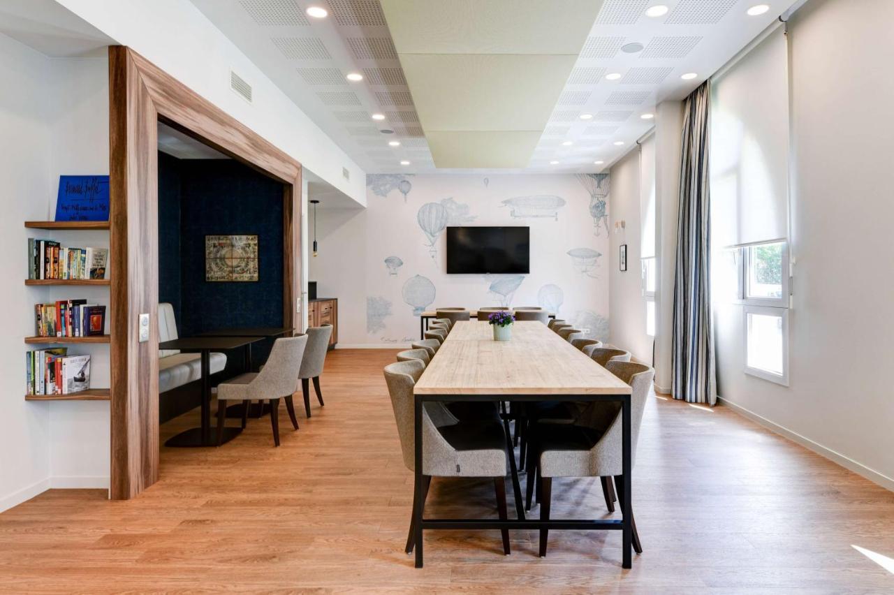 Hotel Jules Verne 4*